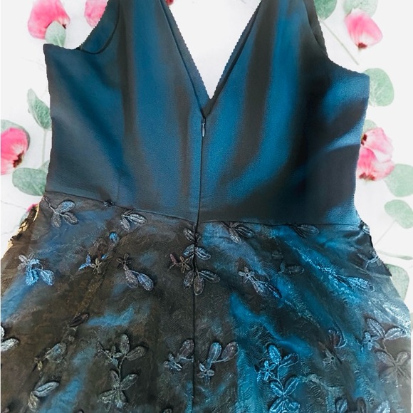 Dress The Population “Darleen” Peacock Embroidered Cocktail Dress - Picture 5 of 12